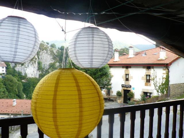 Hotel Goiko-Benta Ostatua Oñate Exterior foto
