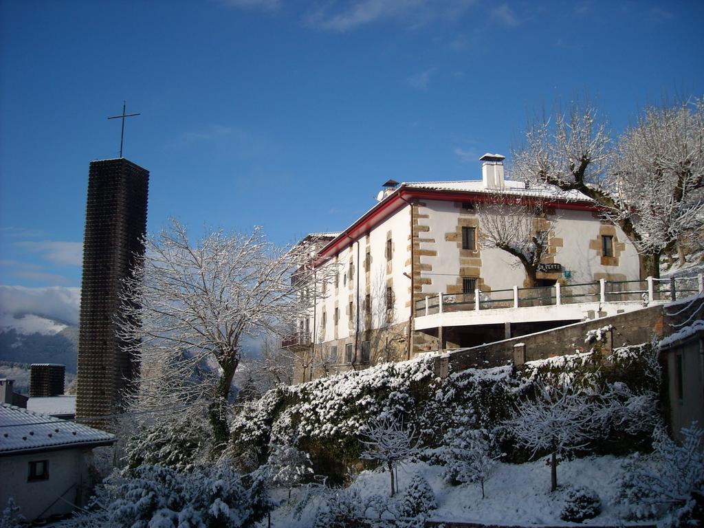 Hotel Goiko-Benta Ostatua Oñate Exterior foto
